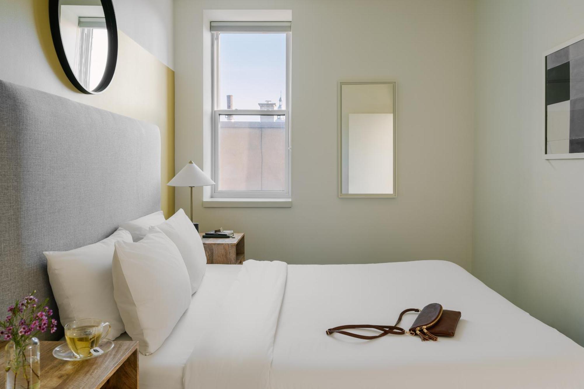 Sonder Le Guerin Aparthotel Montreal Bagian luar foto