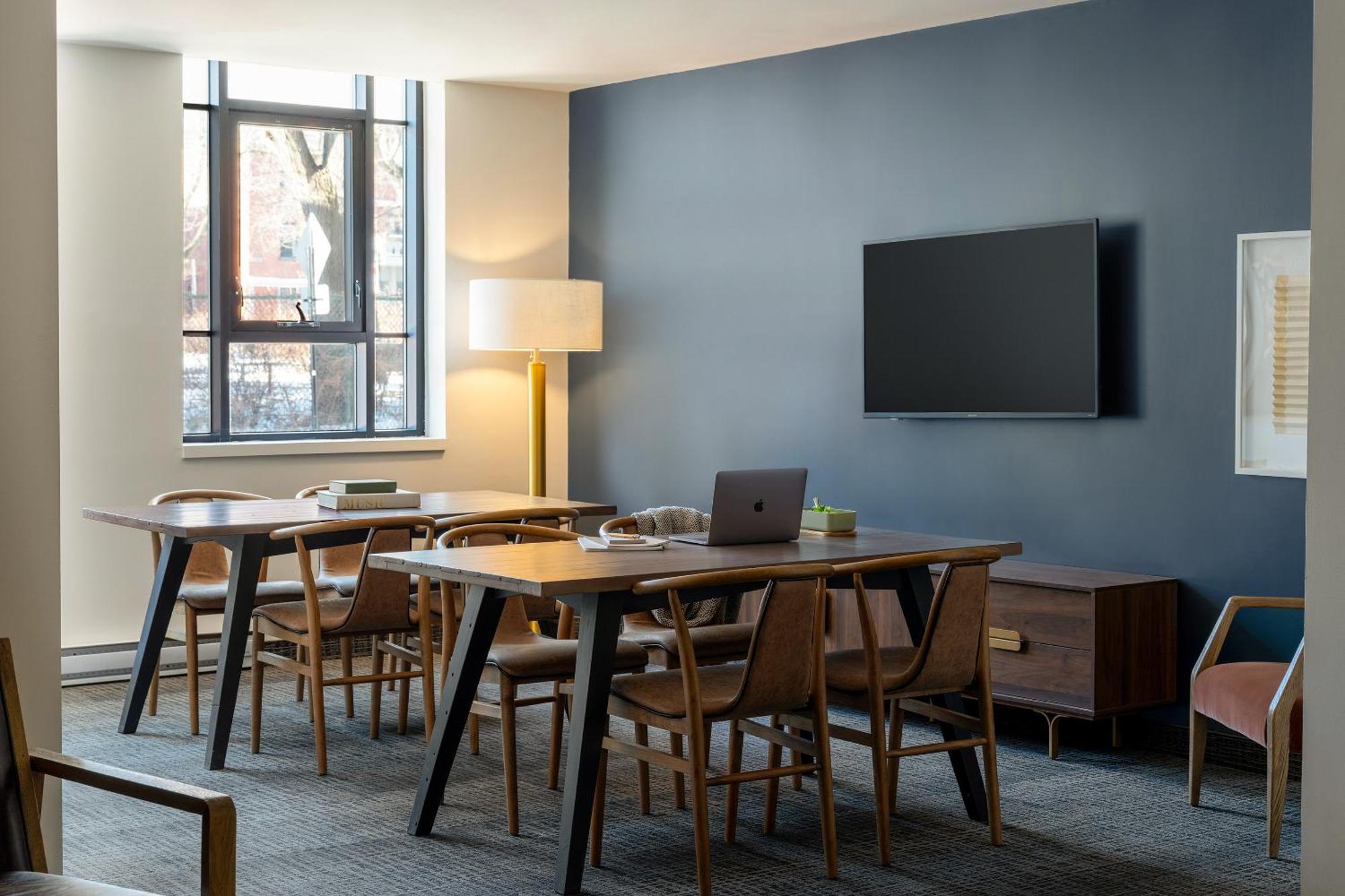 Sonder Le Guerin Aparthotel Montreal Bagian luar foto