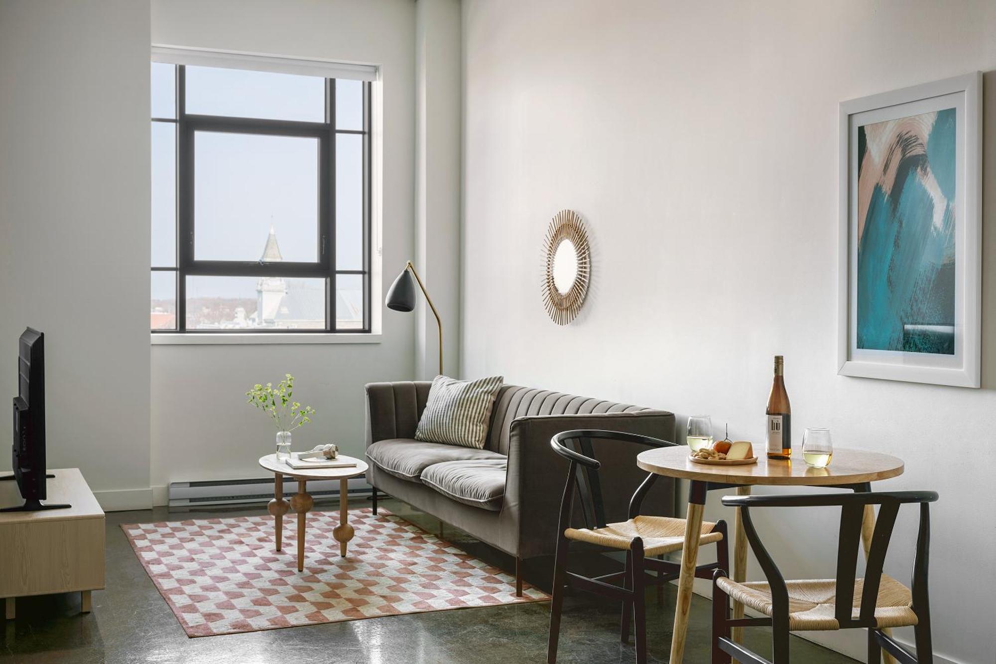 Sonder Le Guerin Aparthotel Montreal Bagian luar foto