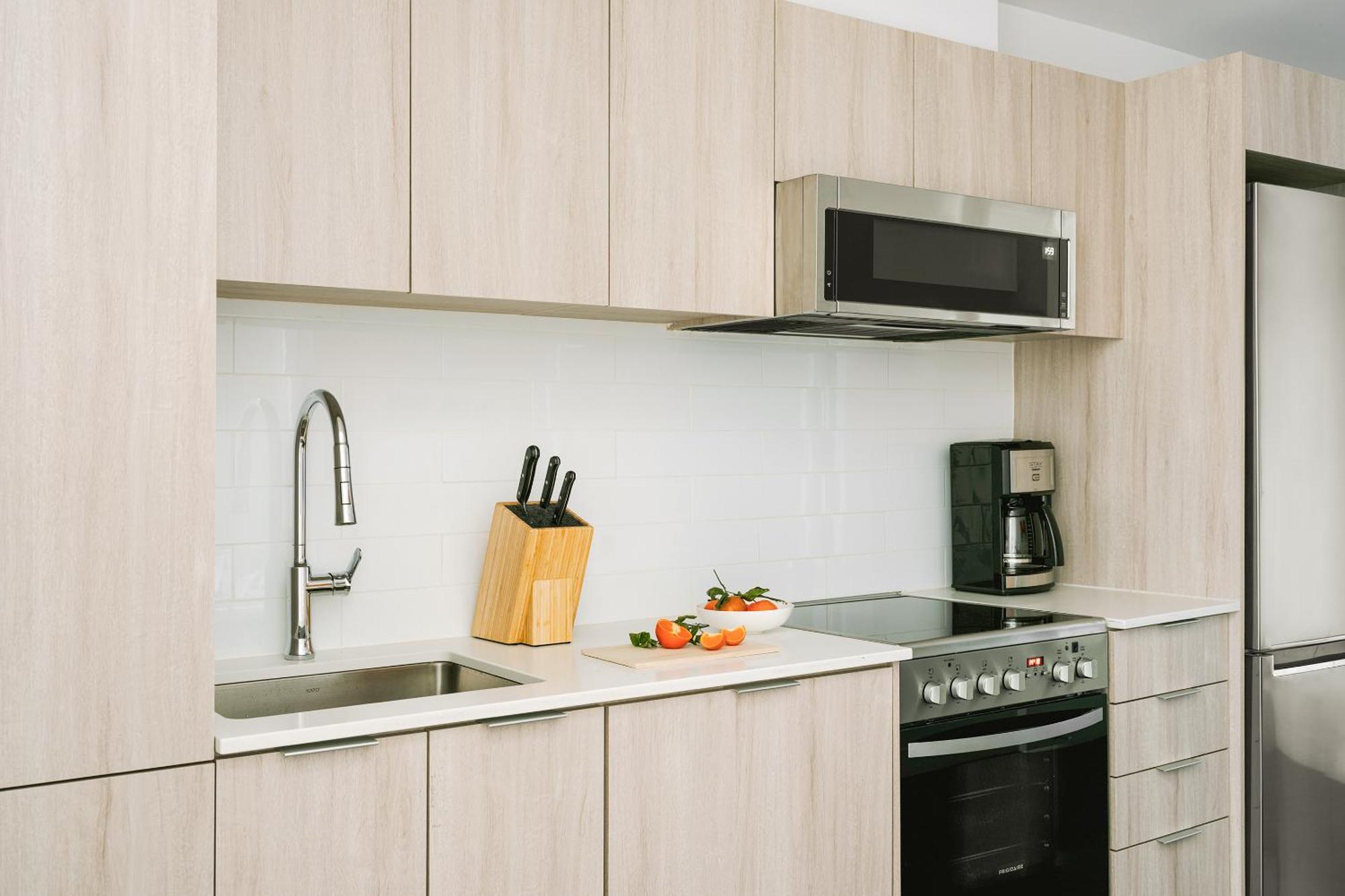 Sonder Le Guerin Aparthotel Montreal Ruang foto